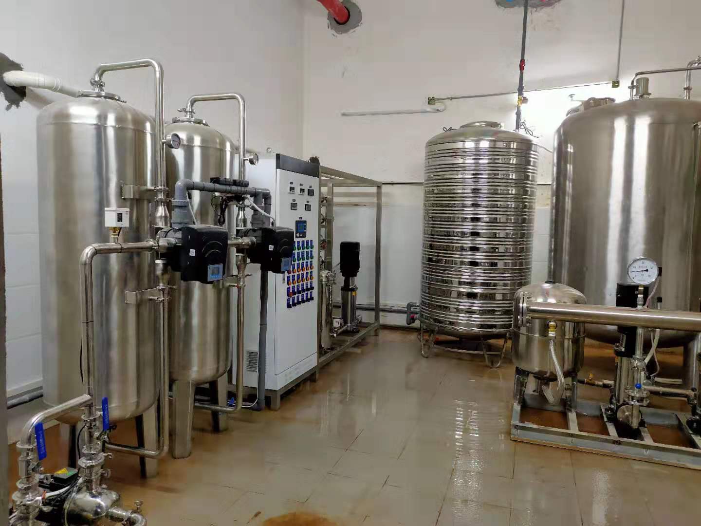直飲水設(shè)備 分質(zhì)供水